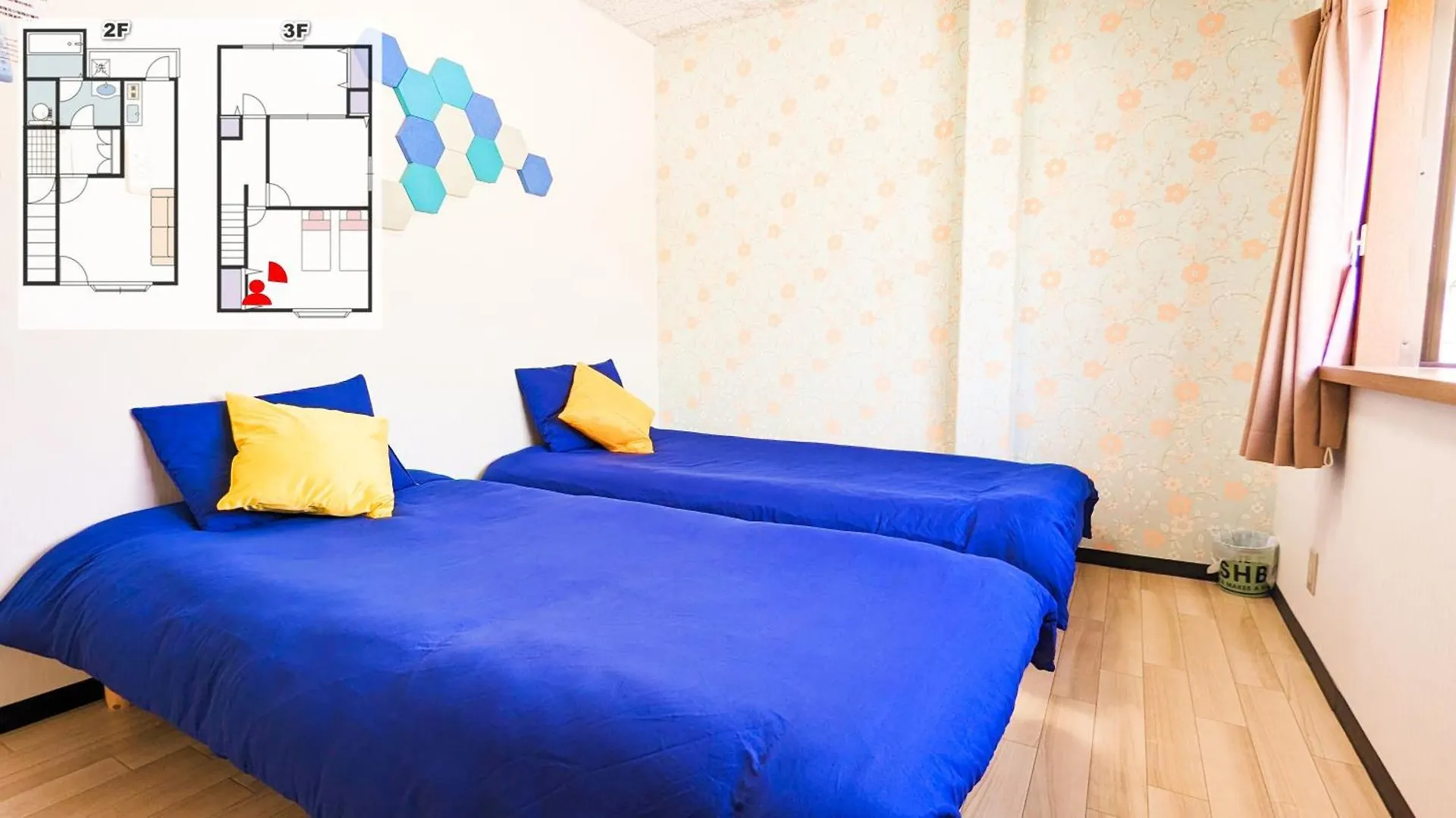 76 Sq Meter, 3 Bedrooms & Livingroom With Famicon, Doumotengachaya Dt02 Osaka Apartment